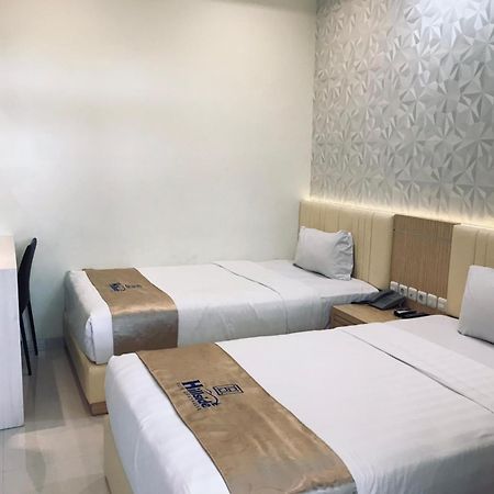 Hillside Suite Guest House Маланг Екстериор снимка
